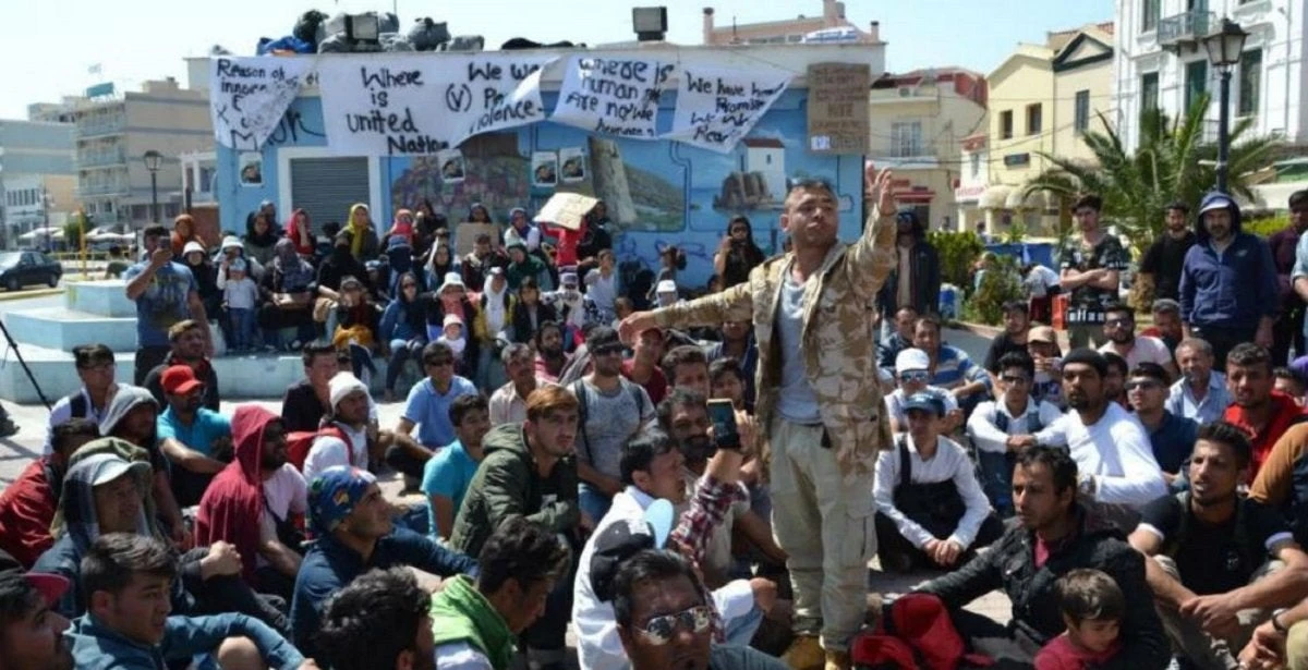 Στην αντεπίθεση η ΕΛΜΕ Λέσβου: «Θολοκουλτουριάρηδες όσοι αντιδρούν για τον όρο “λάθρο”» – «Κάποιοι θέλουν να τους ταυτίσουν με τους πρόσφυγες της Μ. Ασίας»